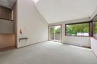 View 16