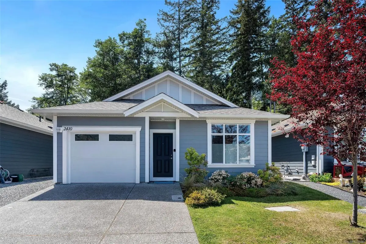 2410 Fern Way, Sooke BC V9Z 0Y4