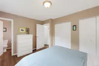 View 32