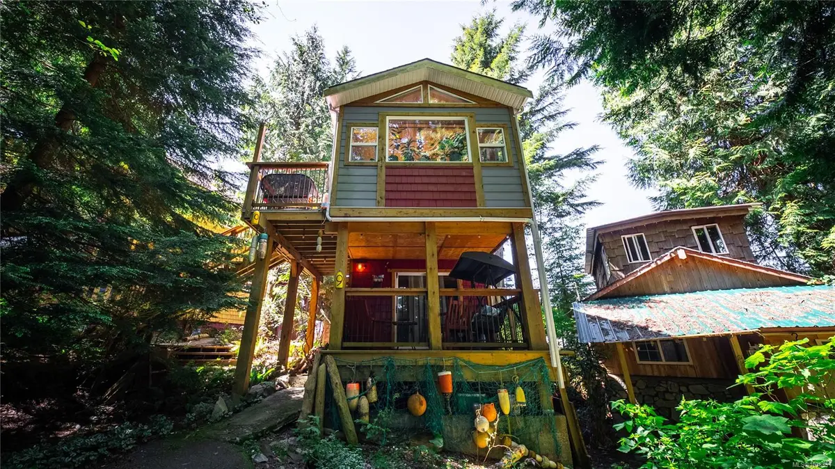 2088 Peninsula Rd, Ucluelet BC V0R 3A0