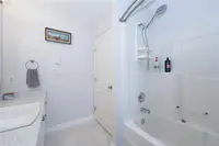 View 32