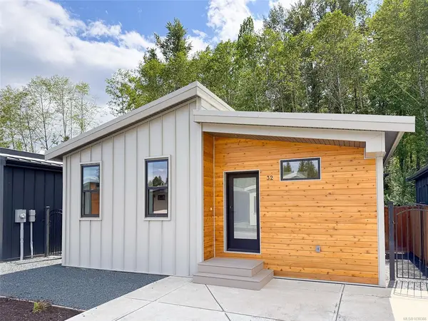 32-3025 Royston Rd, Cumberland BC V0R 1S0