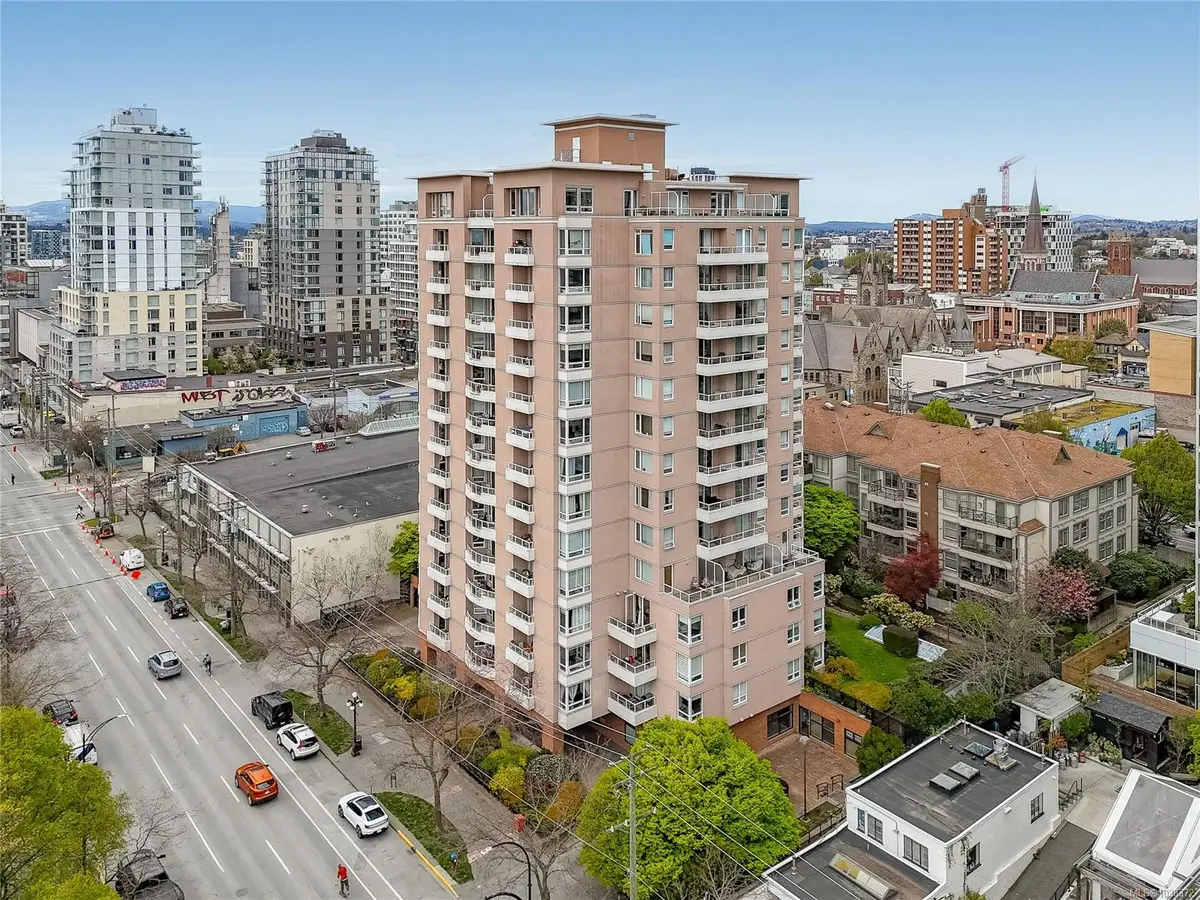 1203-930 Yates St, Victoria BC V8V 3M2