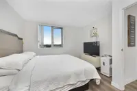 View 32