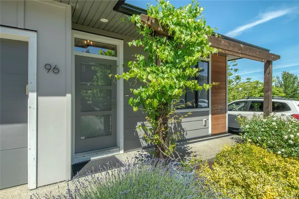 96-2607 Kendal Ave, Cumberland BC V0S 1S0 - 2 bed, 3 bath property for sale in Cumberland