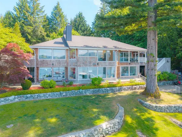 8945 Faber Rd, Port Alberni BC V9Y 9B9 - 6 bed, 6 bath in Port Alberni