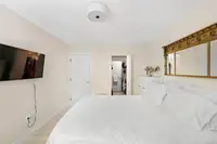 View 10