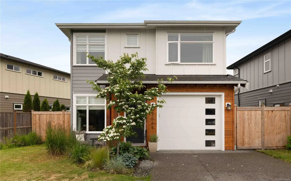2069 Wood Violet Lane, North Saanich BC V8L 1P1