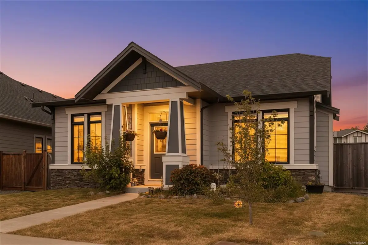 3334 Trumpeter St, Colwood BC V9C 0P9