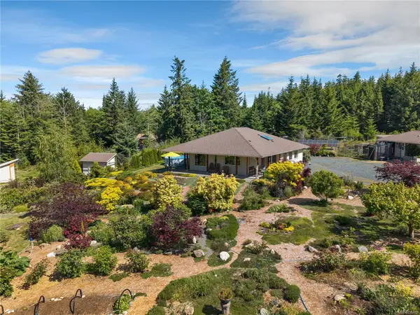 220 Irene Rd, Quadra Island BC V0P 1N0