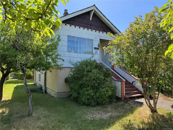 612 Hamilton Ave, Nanaimo BC V9R 4G2 - 2 bed, 1 bath property for sale in Nanaimo