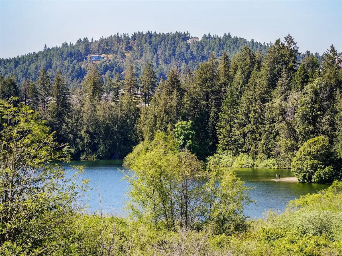 1361 Goldstream Ave #403, Langford BC V9B 6H6