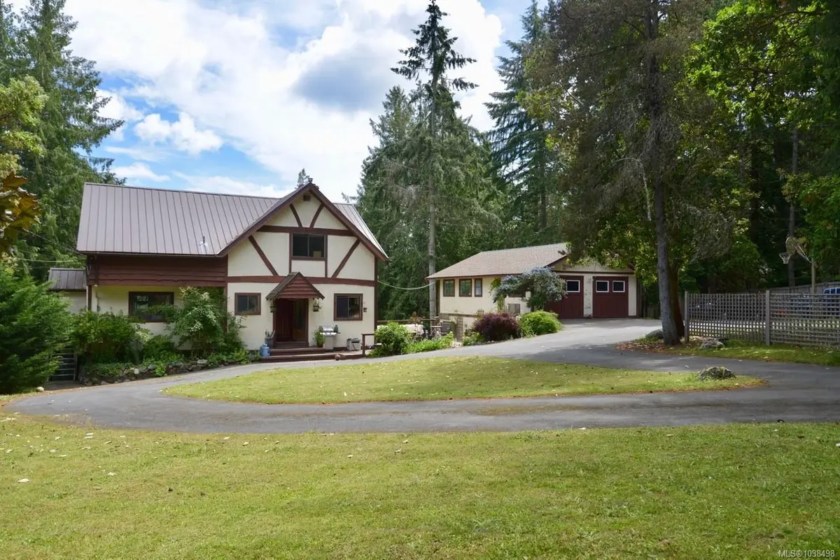 131 Pallot Way, Salt Spring BC V8K 2M5