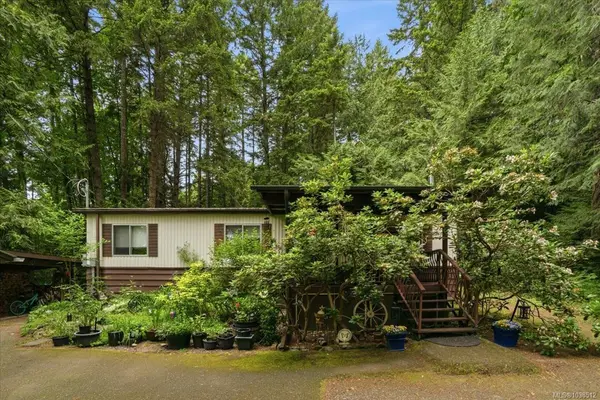 4751 Yellow Point Rd, Nanaimo BC V9G 1H2 - 3 bed, 1 bath property for sale in Nanaimo