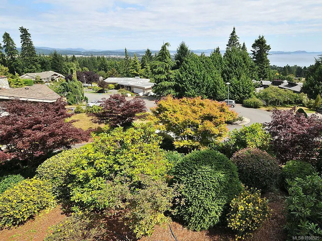 8930 Tumbo Pl, North Saanich BC V8L 4L4
