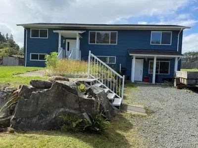 7370 Thunderbird Way, Port Hardy BC V0N 2P0