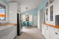 View 10