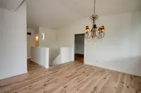 View 10