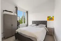 View 16