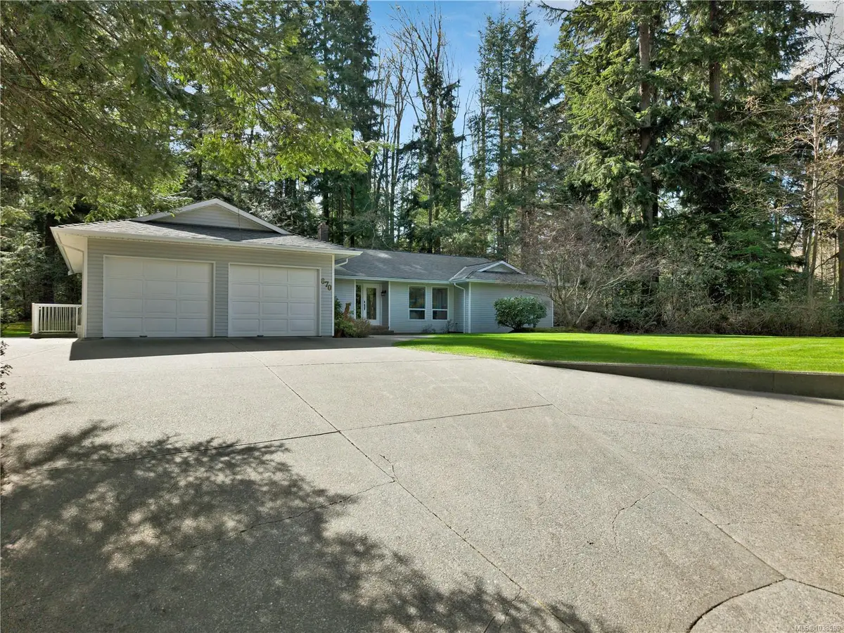 670 Homewood Rd, Campbell River BC V9W 3N5