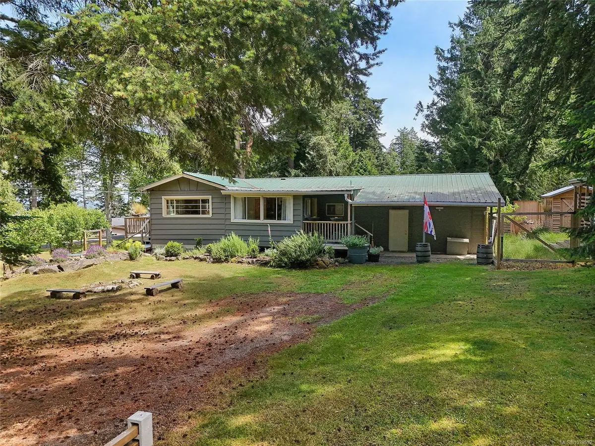 222 Skana Gate Rd, Mayne Island BC V0N 2J1