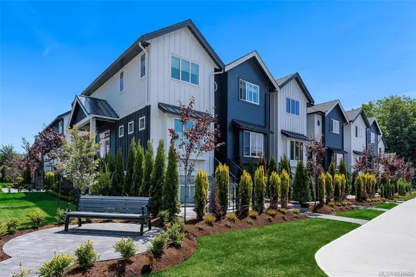 8-10145 Fifth St, Sidney BC V8L 2X8