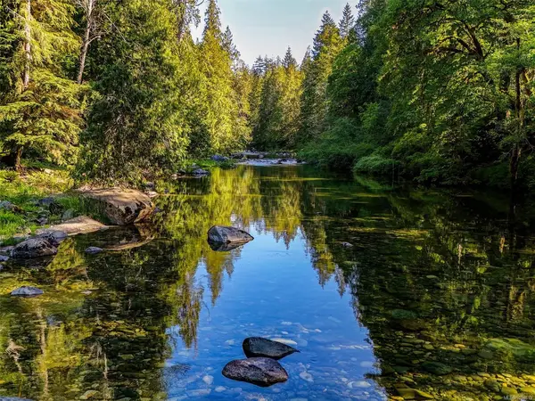 2980 Sooke River Rd, Sooke BC V9Z 0Y1 - 2 bed, 1 bath property for sale in Sooke