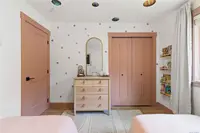 View 25