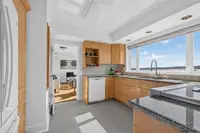 View 16