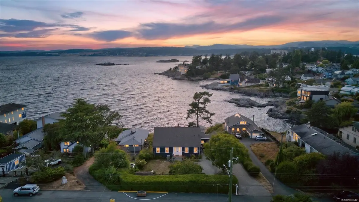 436 Constance Ave, Esquimalt BC V9A 6N3