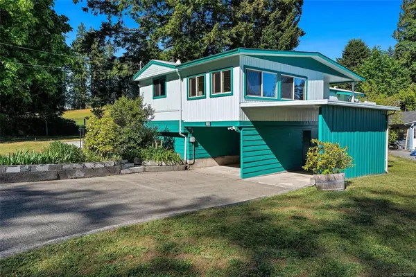1105 Bourban Rd, Mill Bay BC V0R 2P2 - 2 bed, 2 bath property for sale in Mill Bay