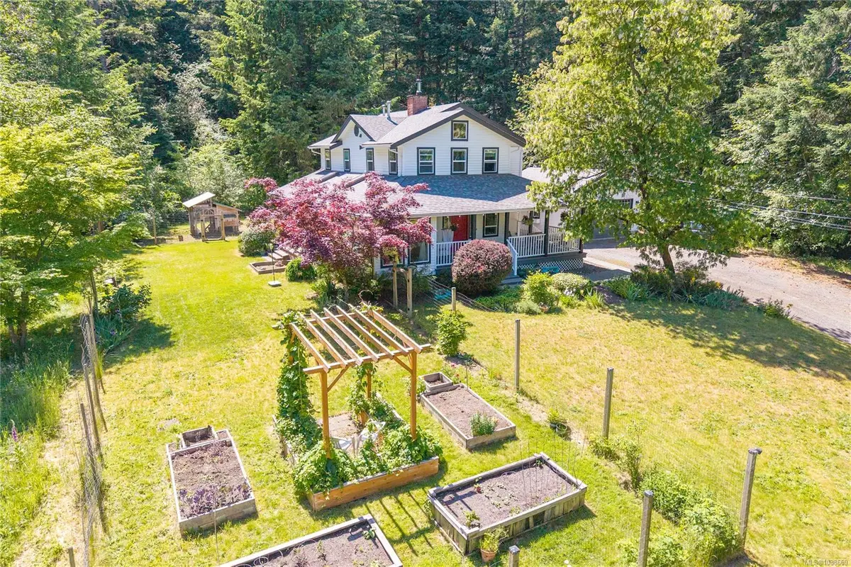 2956 Ridgeway Rd, Nanaimo BC V9R 5K3