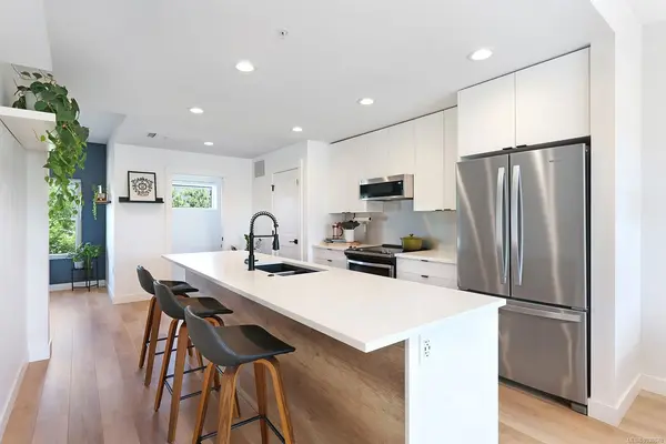 3016 Alder St S #2, Campbell River BC V9H 1R9