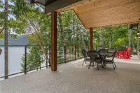 View 32