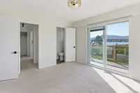 View 16