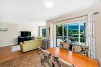 View 25