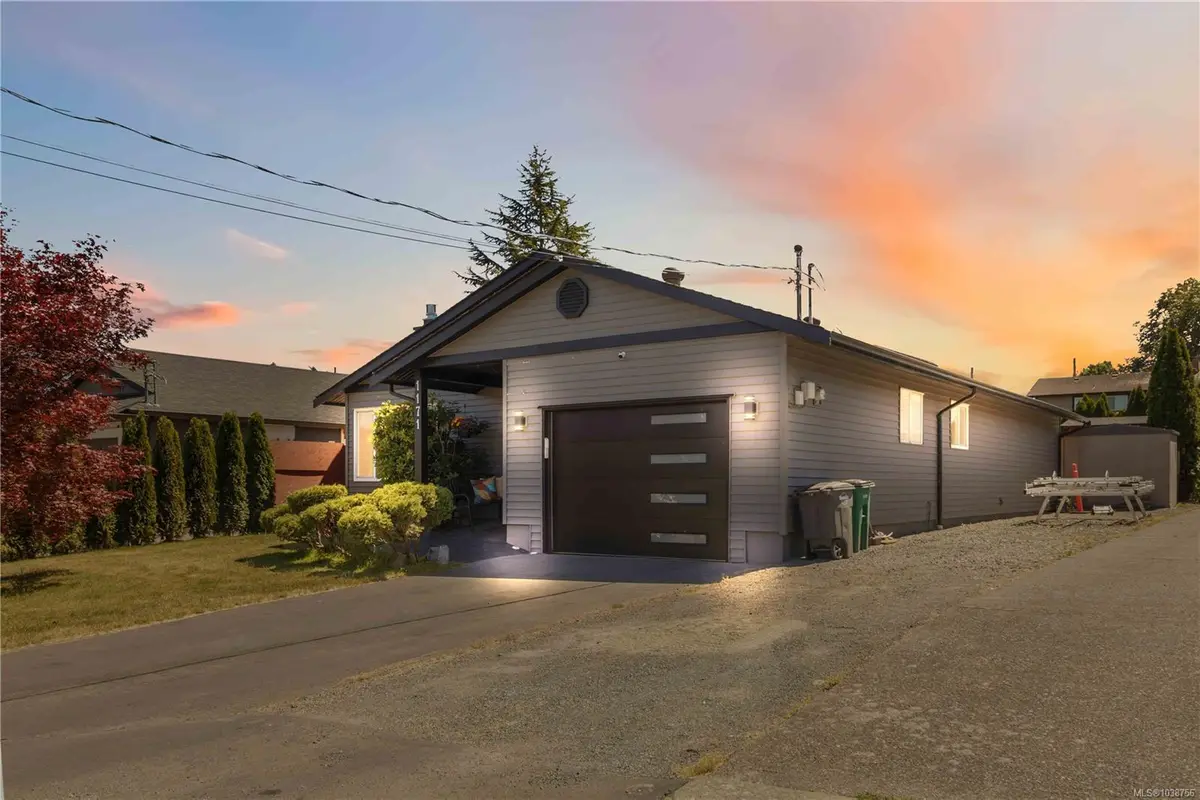 1171 Roy Rd, Saanich BC V8Z 2X5