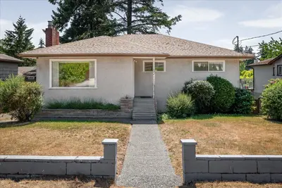 421 Juniper St, Nanaimo BC V9S 1X7