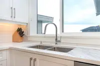 View 16