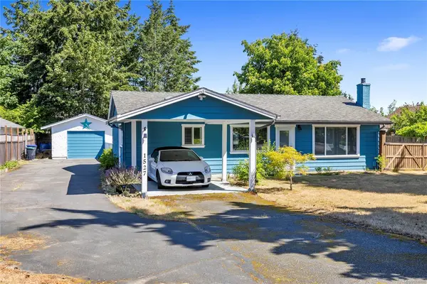 1527 Dalmatian Dr, Parksville BC V9P 1Y8 - 2 bed, 2.0 bath in Parksville