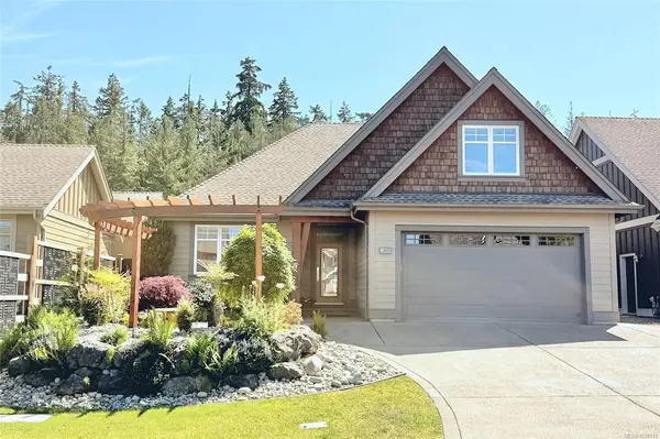 762 West Ridge Way, Qualicum Beach BC V9K 0A9 - 3 bed, 3 bath in Qualicum Beach