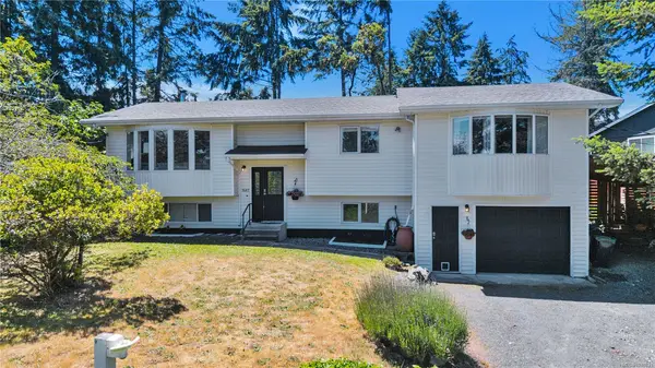 7487 Forest Turn Way, Lantzville BC V0R 2H0