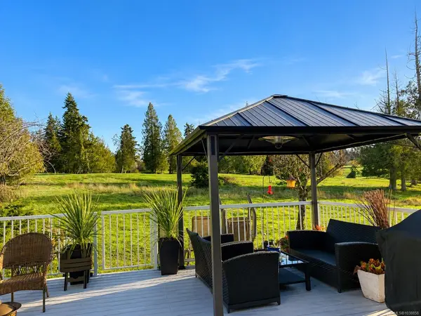 3718 Arbutus Dr N, Cobble Hill BC V8H 0K8 - 4 bed, 3 bath in Cobble Hill