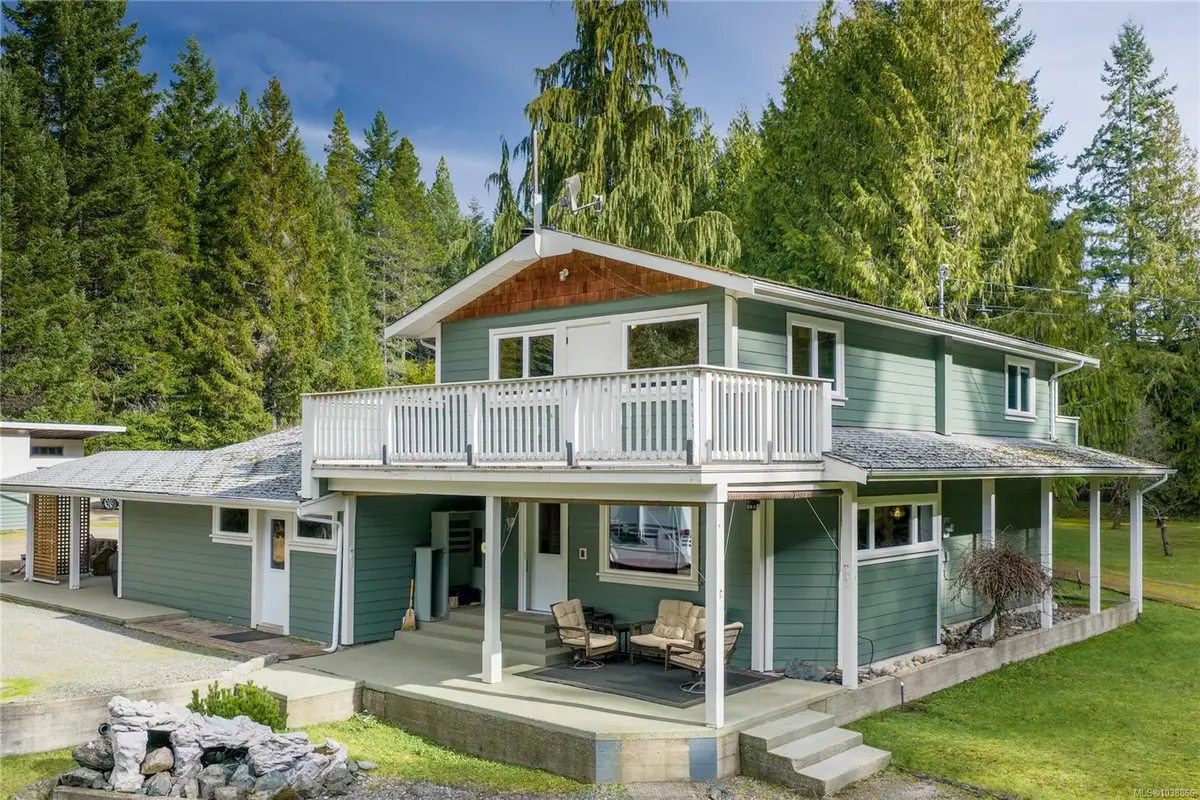 550 Corcan Rd, Qualicum Beach BC V9K 2E9