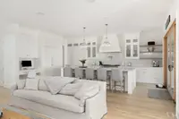 View 10