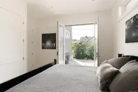 View 25