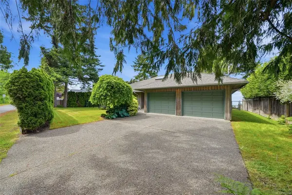 1169 Butterball Dr, Qualicum Beach BC V9K 1C7 - 3 bed, 2.0 bath in Qualicum Beach