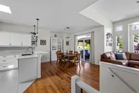 View 25