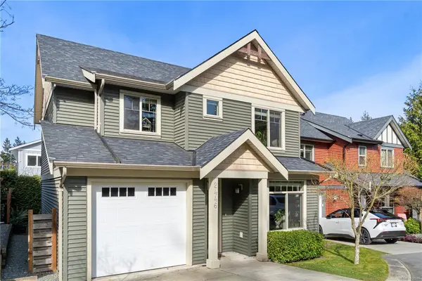 2446 York Cres, Nanaimo BC V9T 4N6 - 3 bed, 3 bath property for sale in Nanaimo