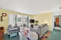View 32